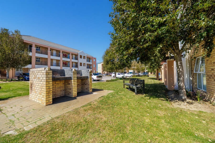To Let 2 Bedroom Property for Rent in Viking Village Western Cape